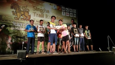 Chiang Rai Signha Trail 21kmで年齢別優勝しました！！！　人生初！