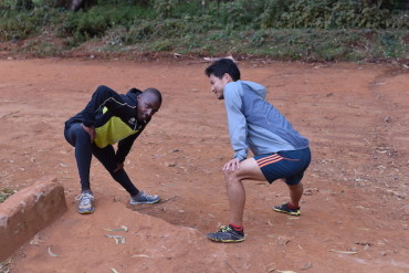 Running with Kenyans イテン村　Day 2 トレーニングが始まりました！